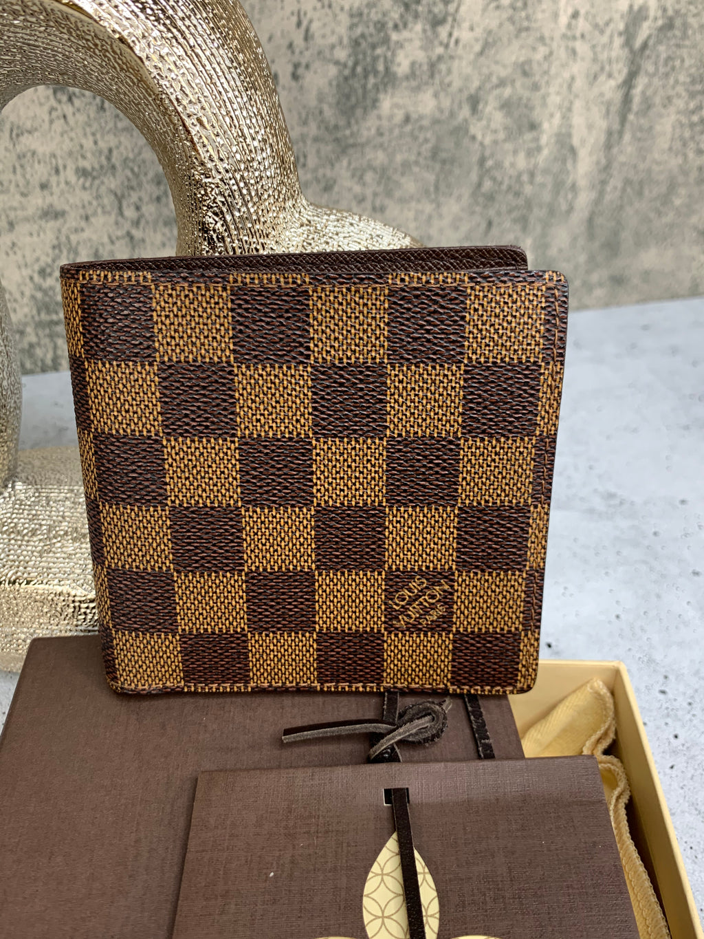 louis vuitton mens wallet price