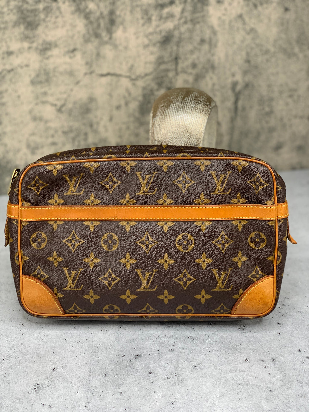 Louis Vuitton, Bags, Louis Vuitton Compiegne 28 Crossbody