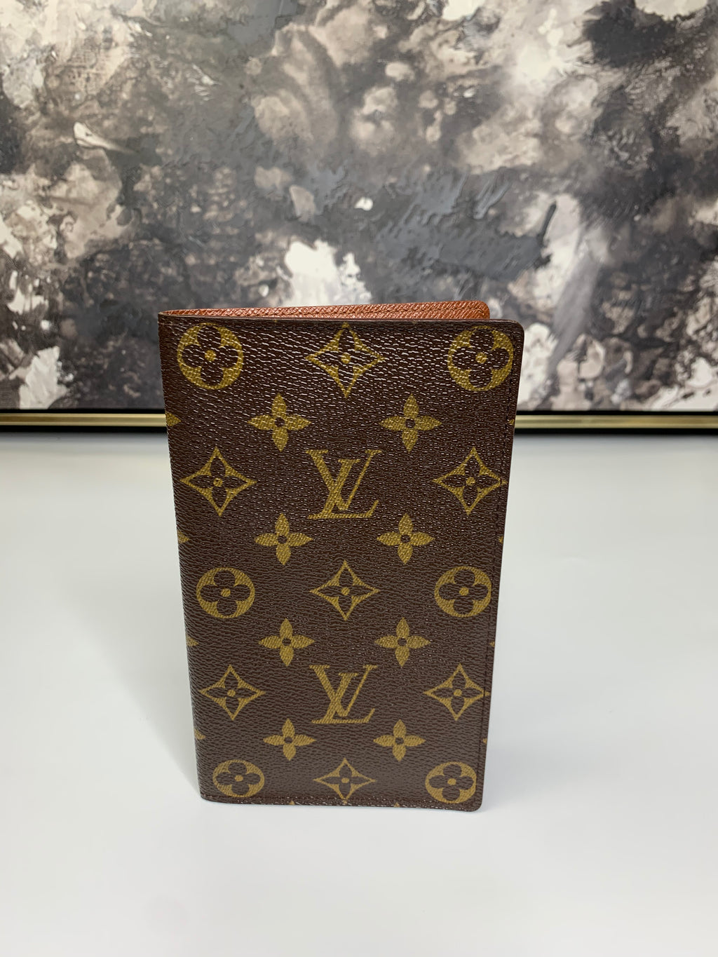 Louis Vuitton Long Wallet/Passport Holder – yourvintagelvoe