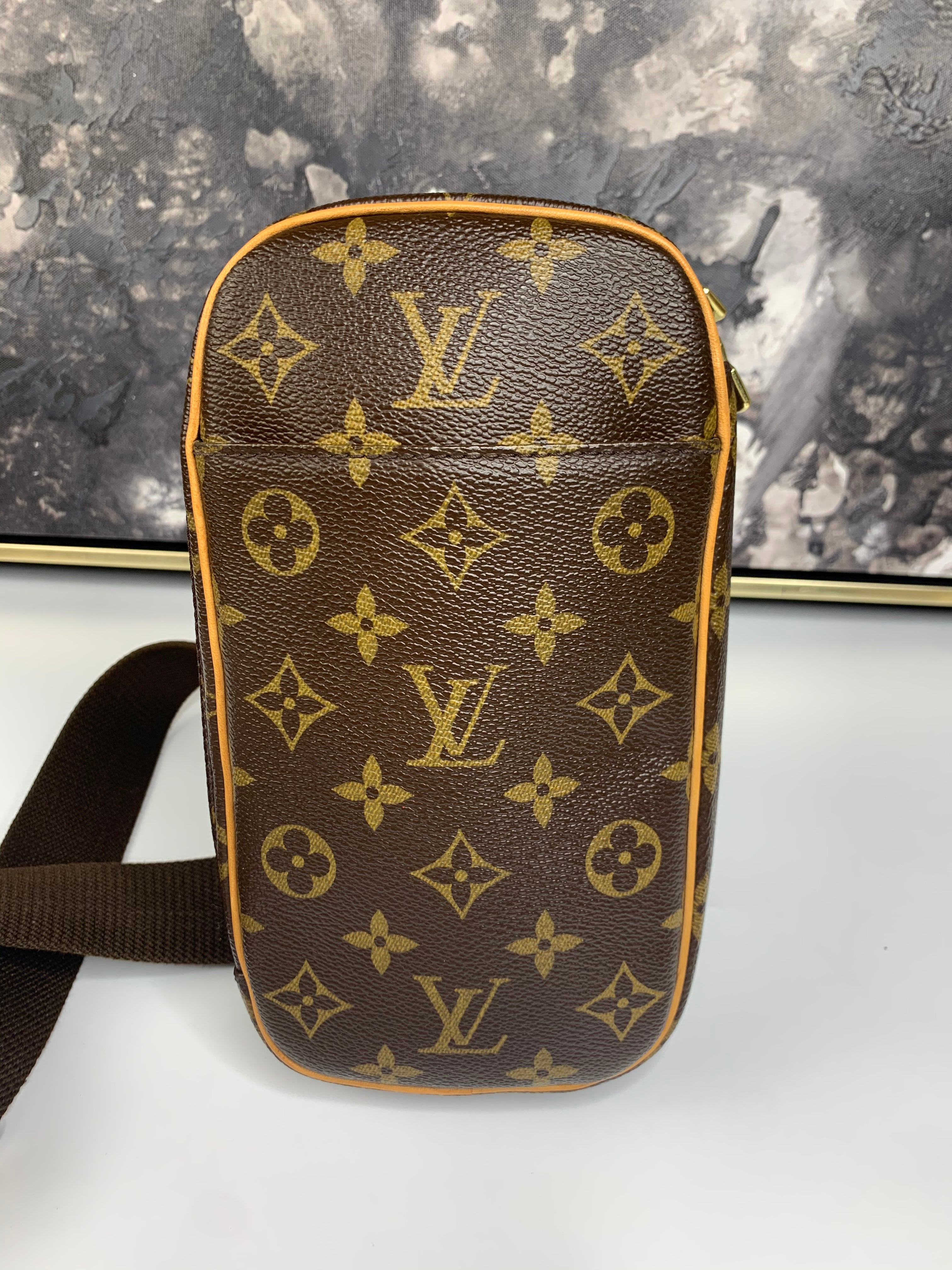 LOUIS VUITTON POCHETTE GANGE【美品・廃盤品】 | unimac.az