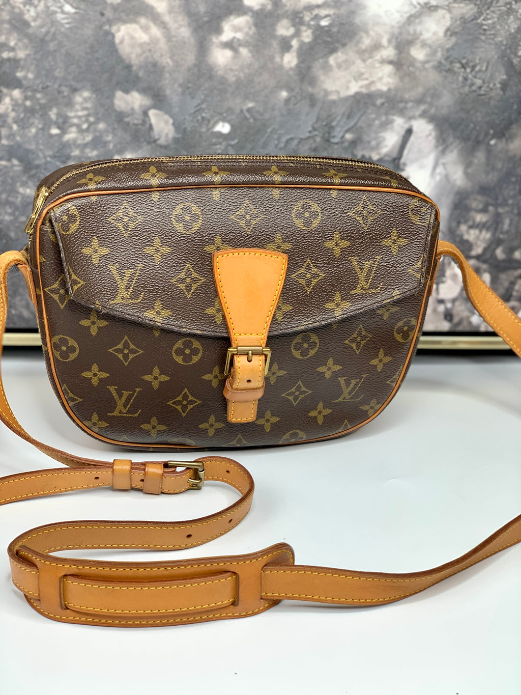 Louis Vuitton Jeune Fille MM – yourvintagelvoe