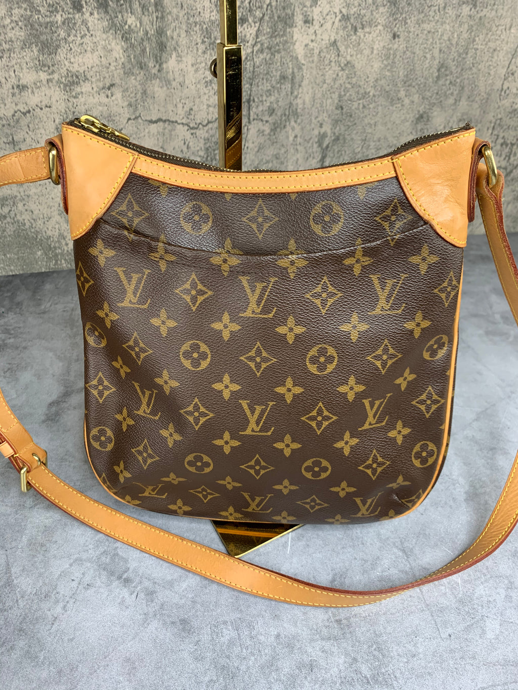 Louis Vuitton Ellipse PM – yourvintagelvoe