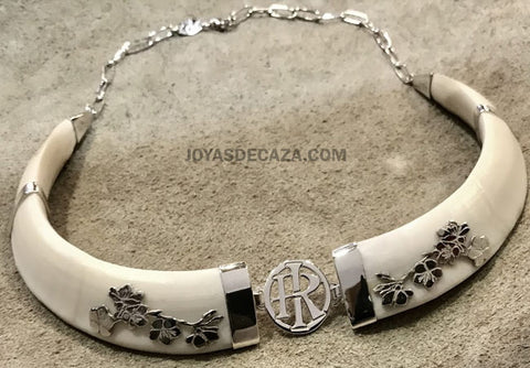 collar jabali personalizado con hojas en plata