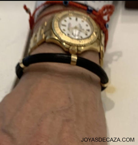 pulsera pelo con oro amarillo y Reloj Rolex Yacht-Master de oro amarillo