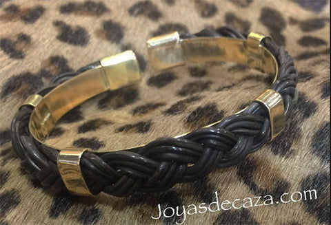 pulsera trenza abierta en pelo bufalo y oro amarillo 18 kilates