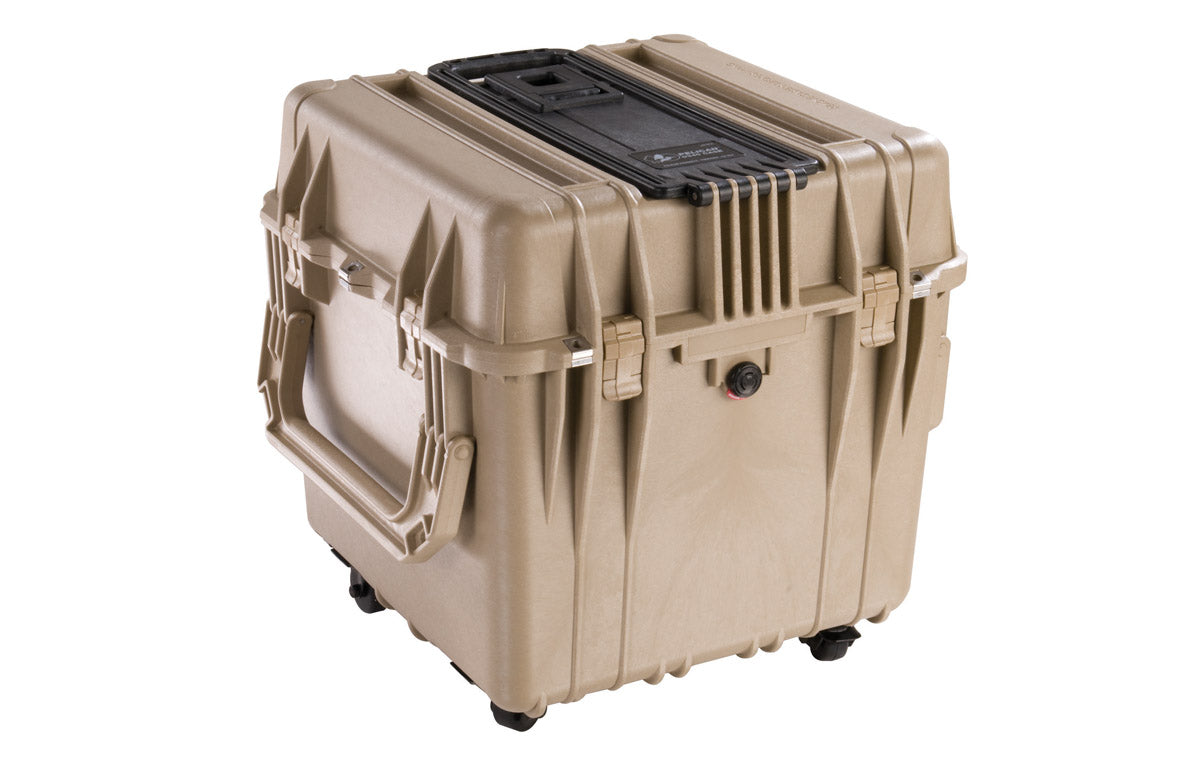 Pelican 1630 Large Wheeled Transport Case With Pick N Pluck Foam