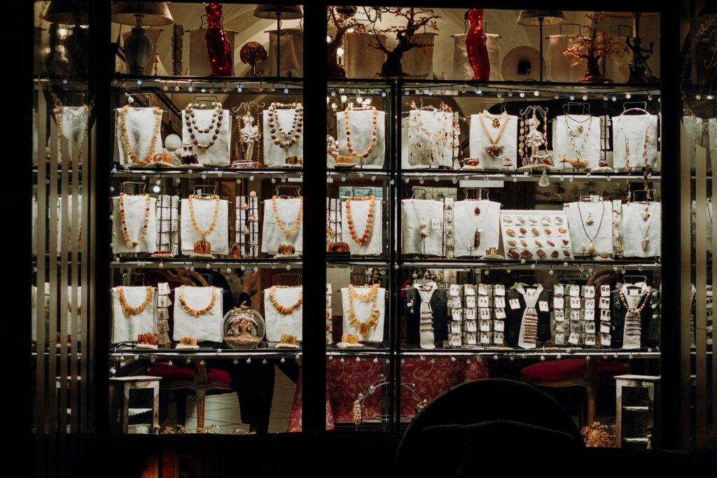 photo of a jewelry shop window display