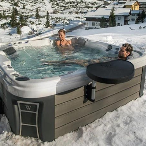 hot tub from Wellis