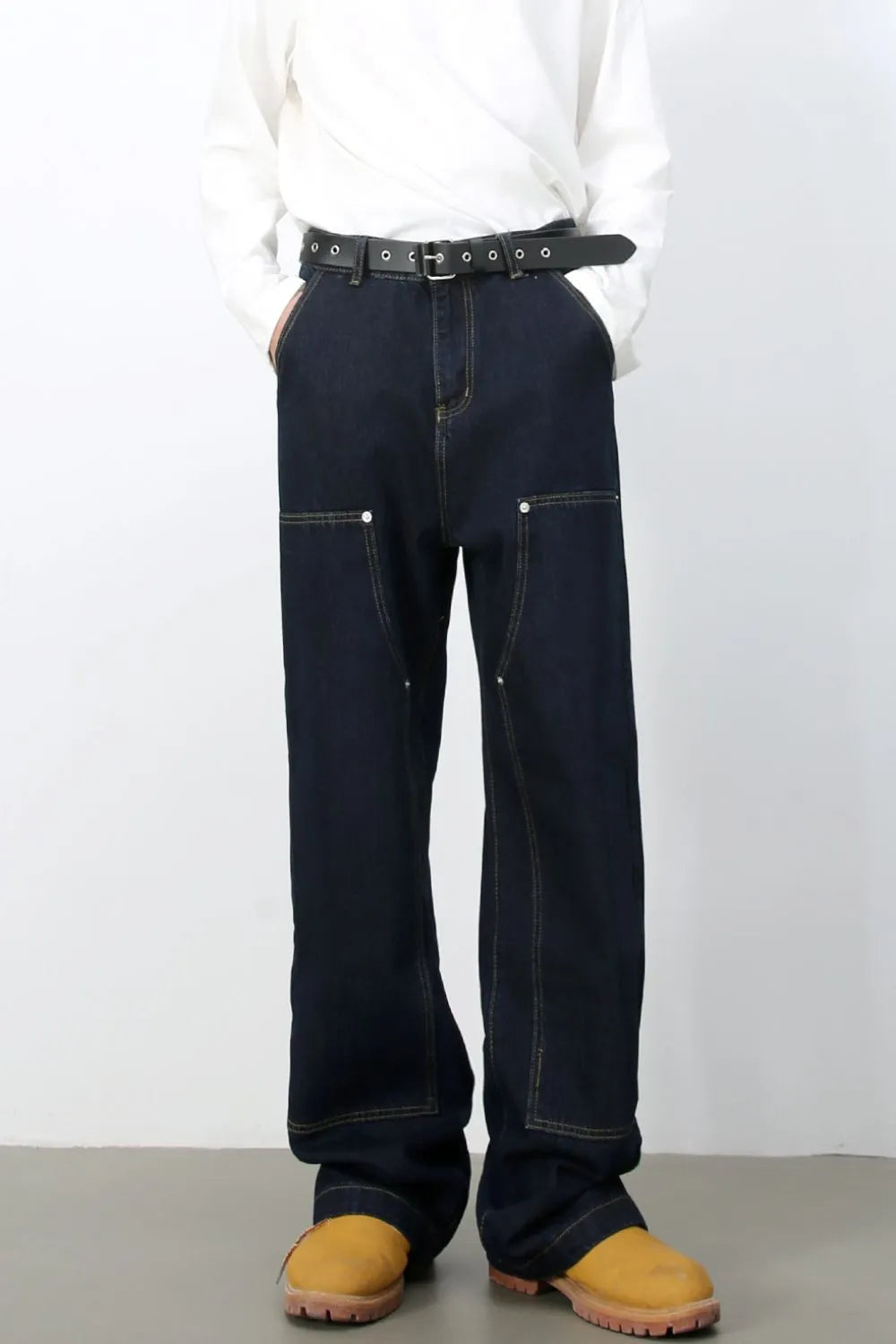 Men's Wide Straight Leg Jeans with Pockets