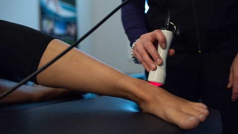 ankle sprain laser therapy