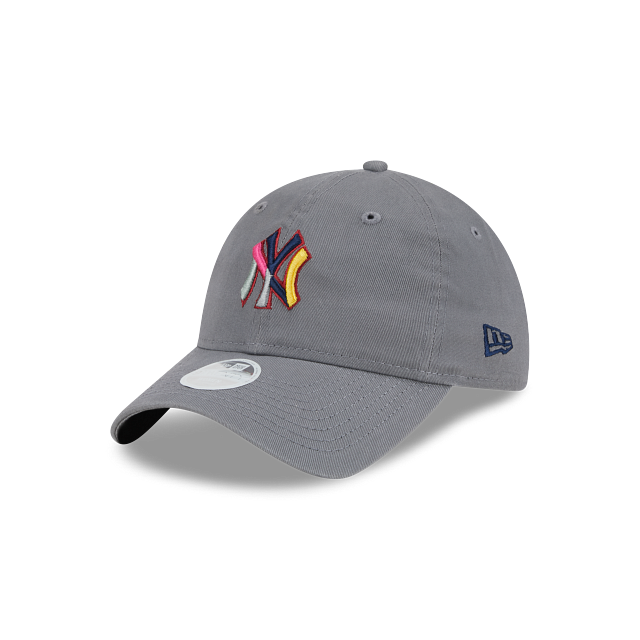 Gorra curva marrón ajustable para mujer 9FORTY Monogram de New York Yankees  MLB de New Era