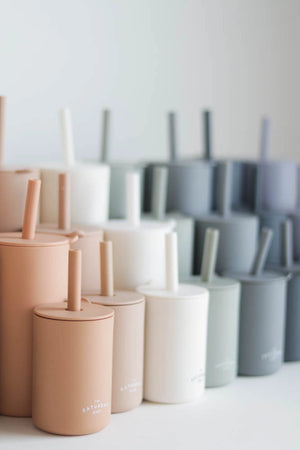 Silicone straw 16 ounce cup - Finley+Reed Monogramming and Boutique LLC