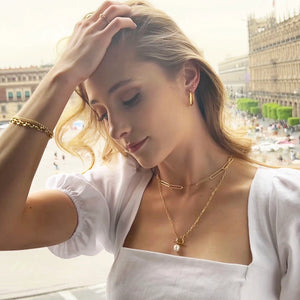 Toggle Clasp with Pearl Necklace - Maison Mikumo