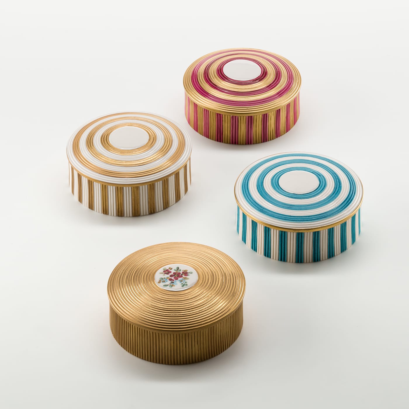 Gold Stripes Belle Epoque Round Box - Alternative view 1