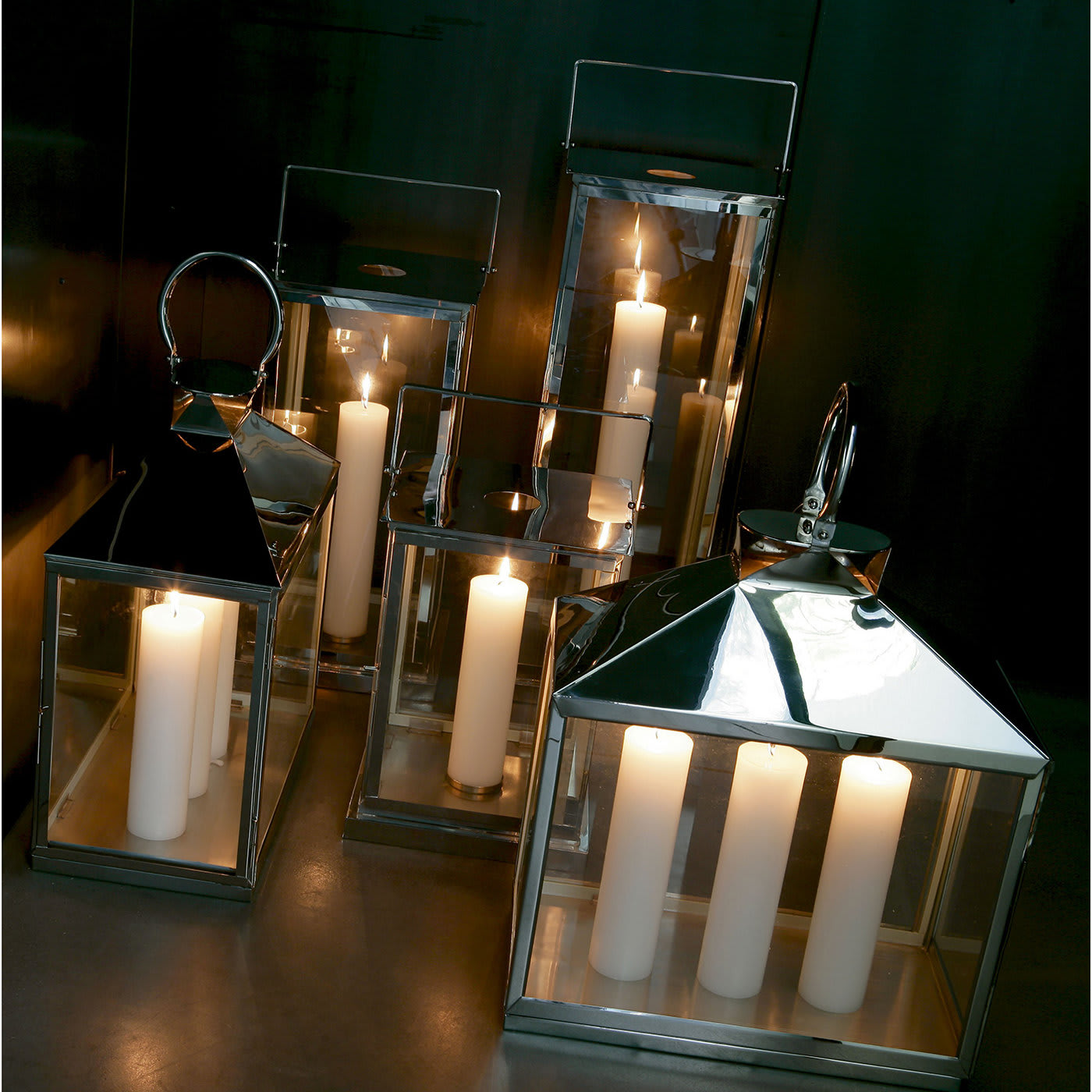 Pyramid Medium Tall Lantern - Alternative view 4