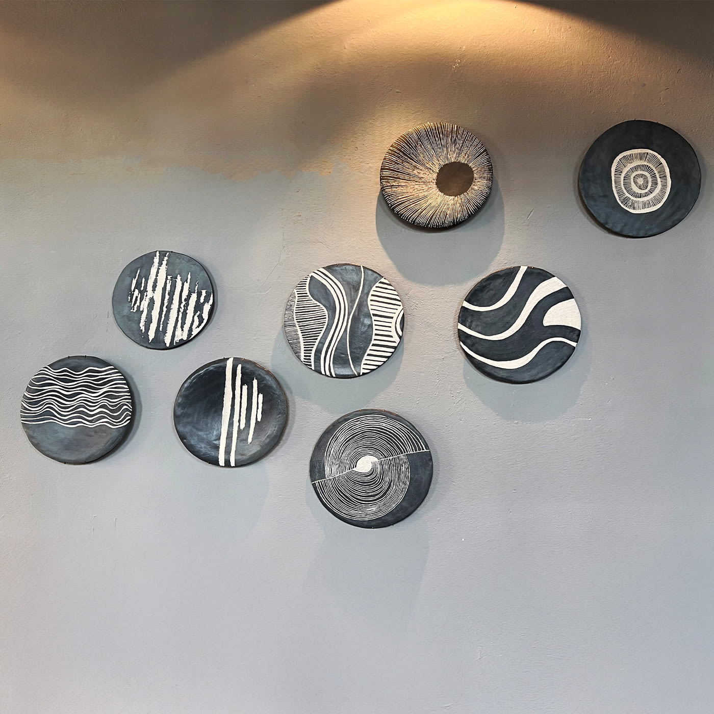 Gob 8 Black and White Ceramic Plate - Alternative view 1