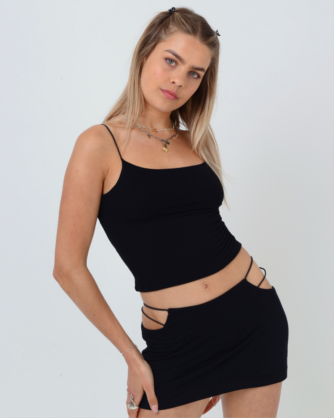 the kaia bandeau in classic black