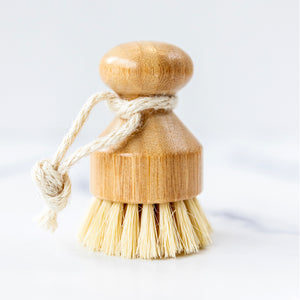 Eco-Friendly Long Handle Scrub Brush. Replaceable Heads, Plastic-Free! –  Zero Waste Outlet