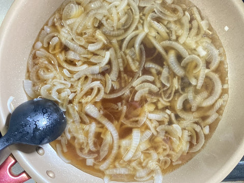 胃腸に優しい・新玉ねぎで贅沢牛丼