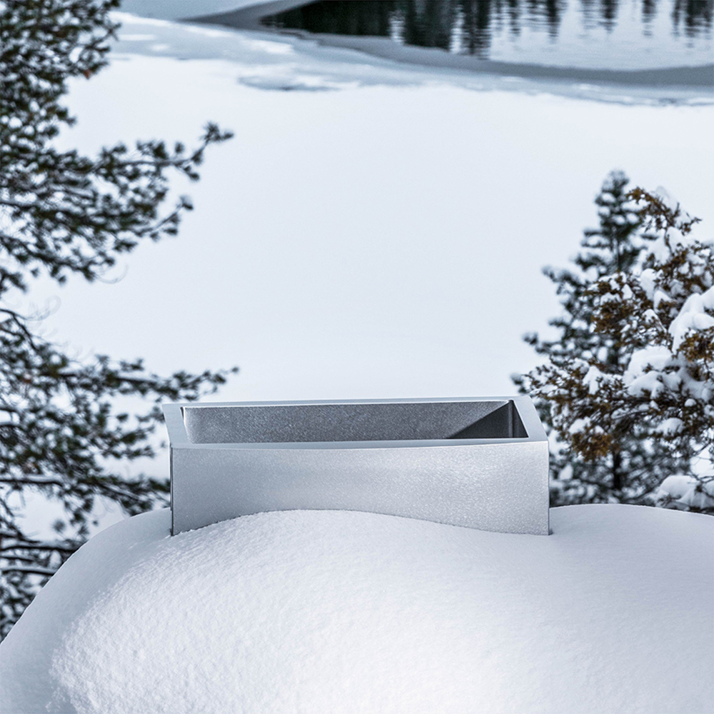 DuraSnow® sink in a snowy valley