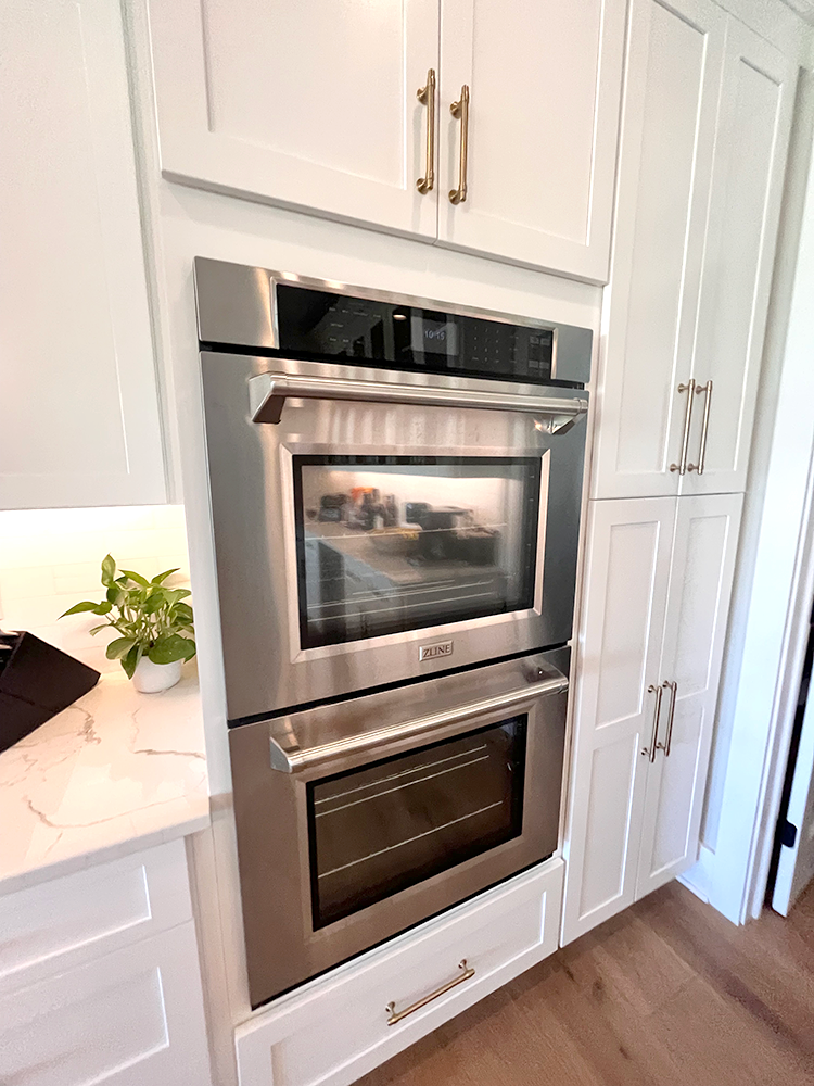 ZLINE double electric wall oven featured on Rachael Ray's Rebuild