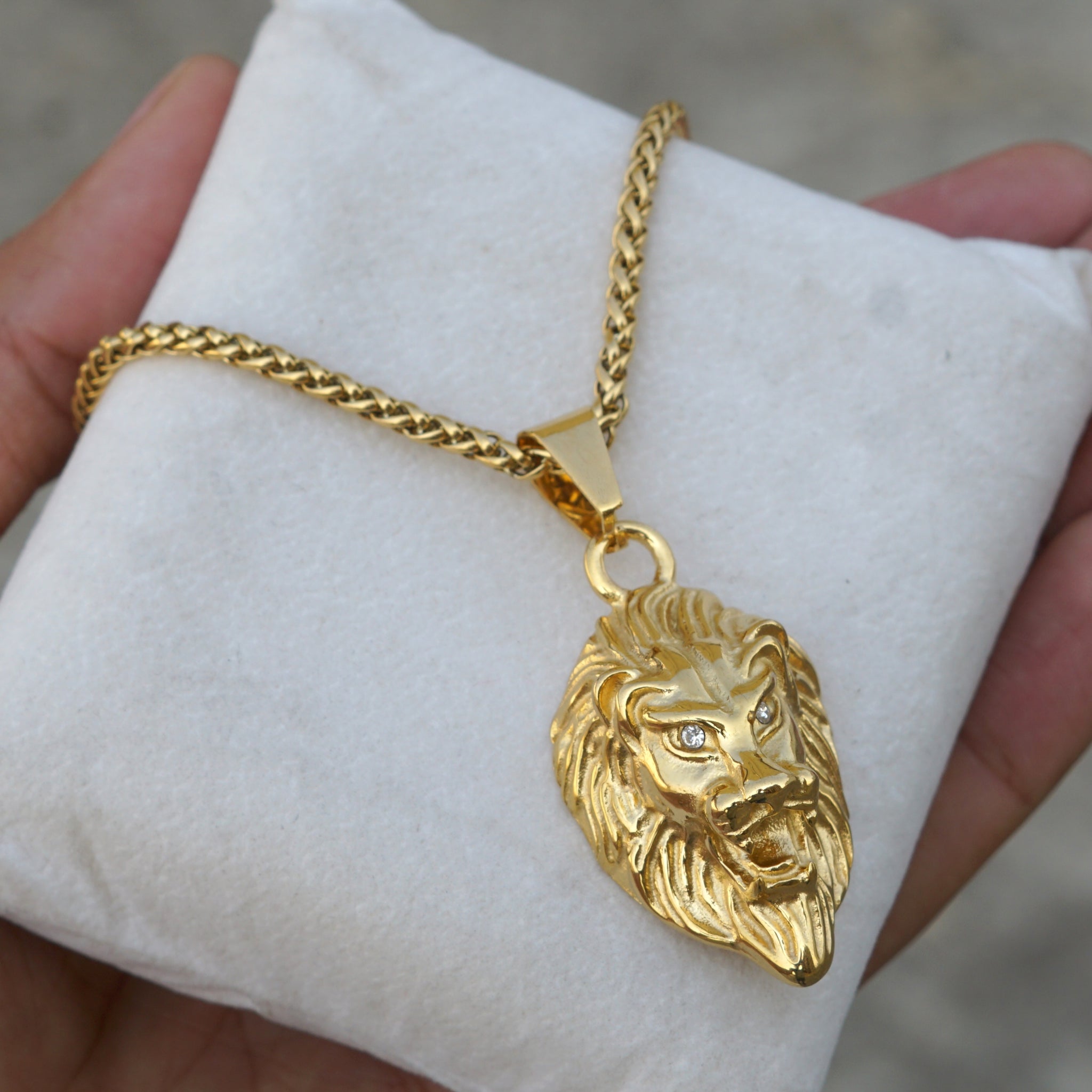 gold chains for men with pendant