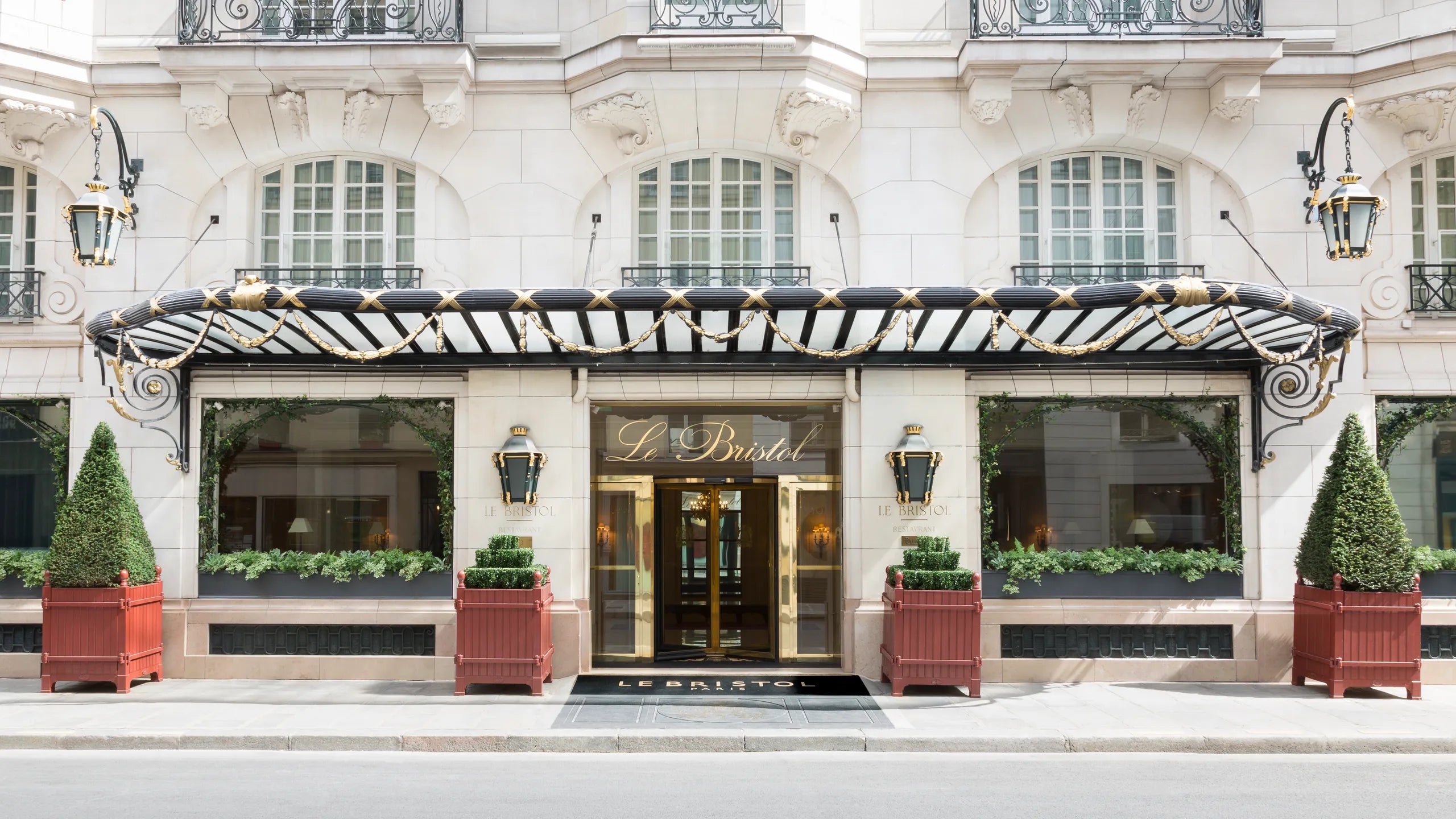 Le_Bristol_Paris_hotel