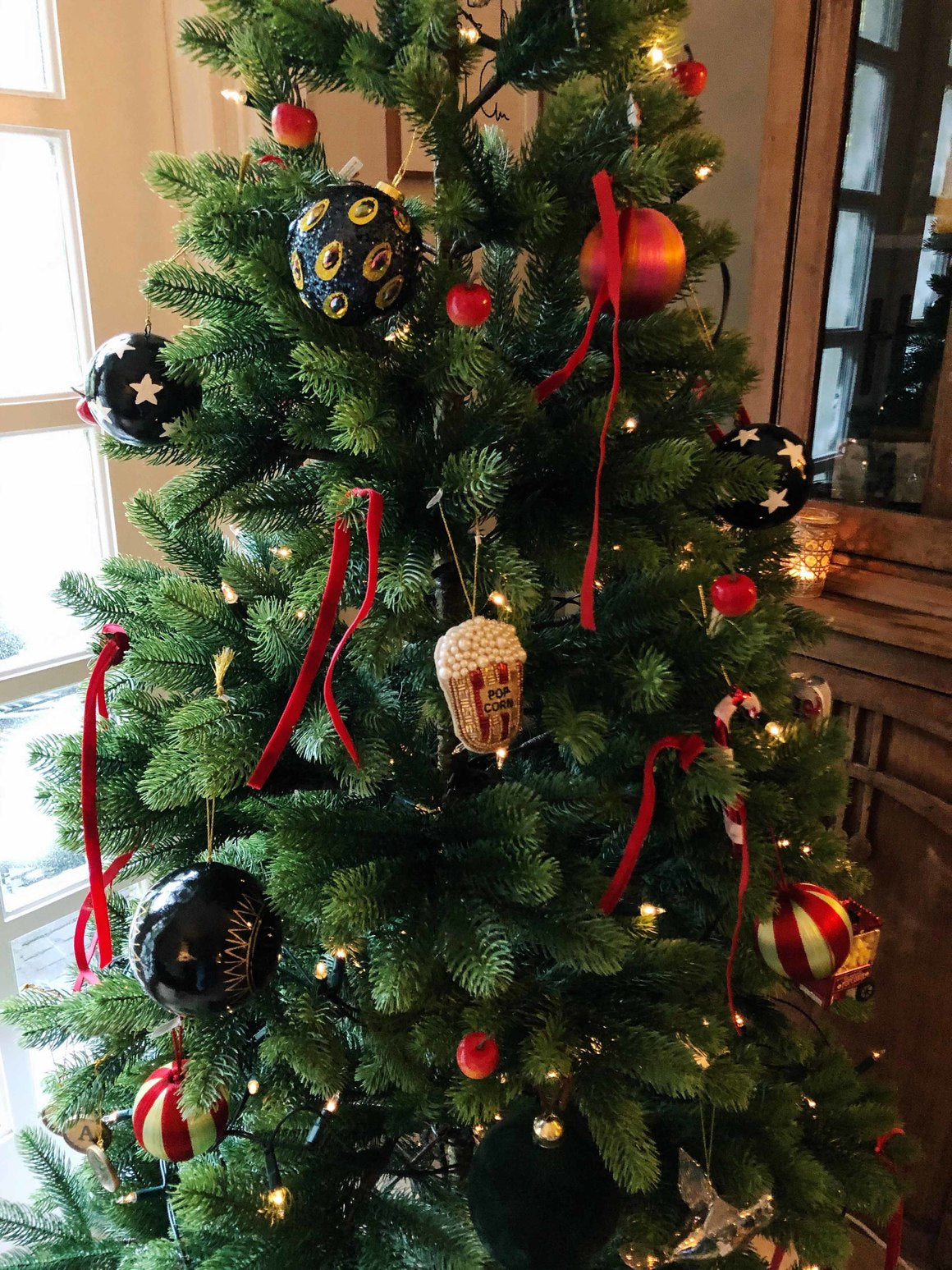 A+N - How to decorate your christmas tree