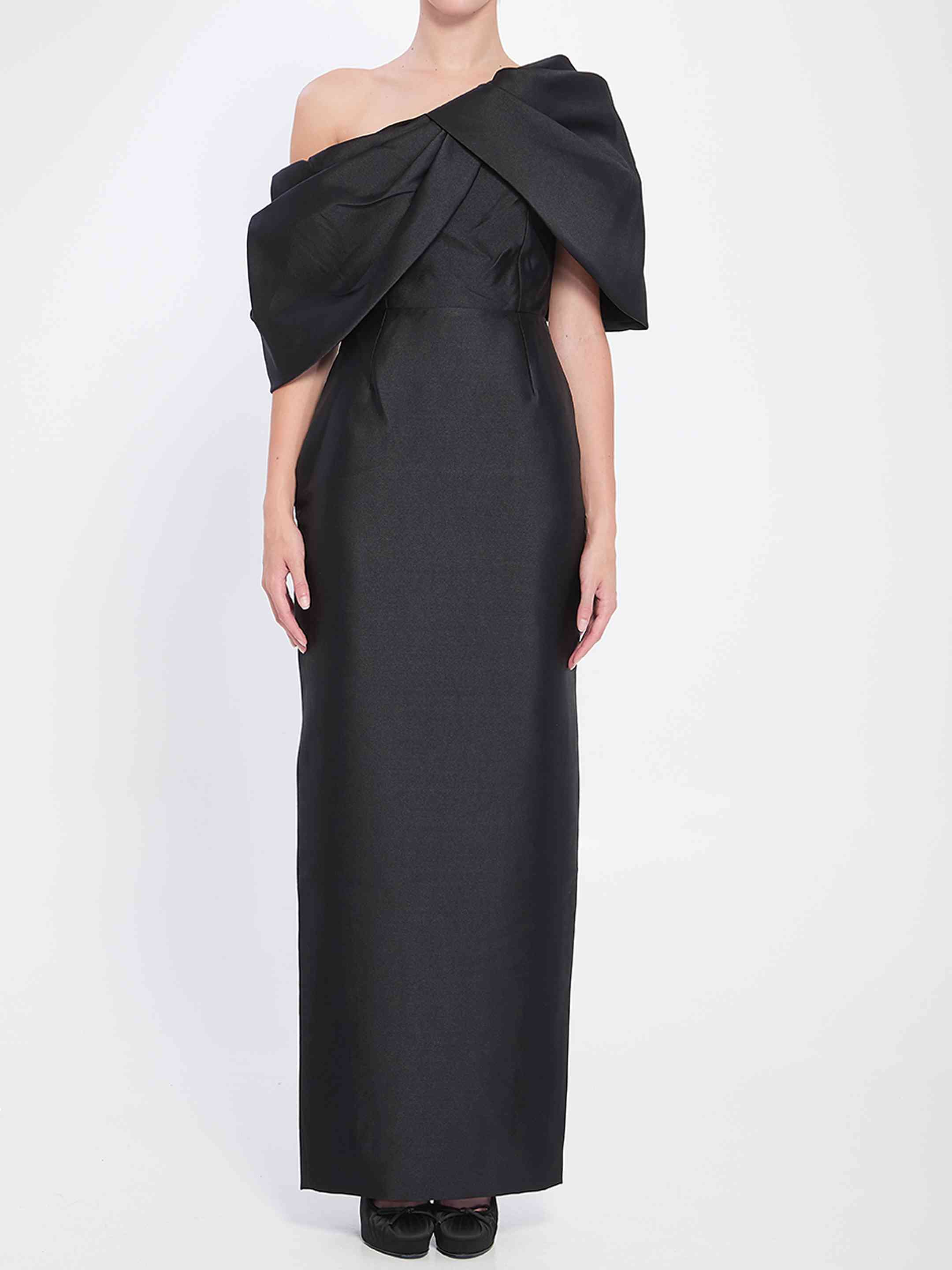 Solace London Davina Off-shoulder Maxi Dress In Black
