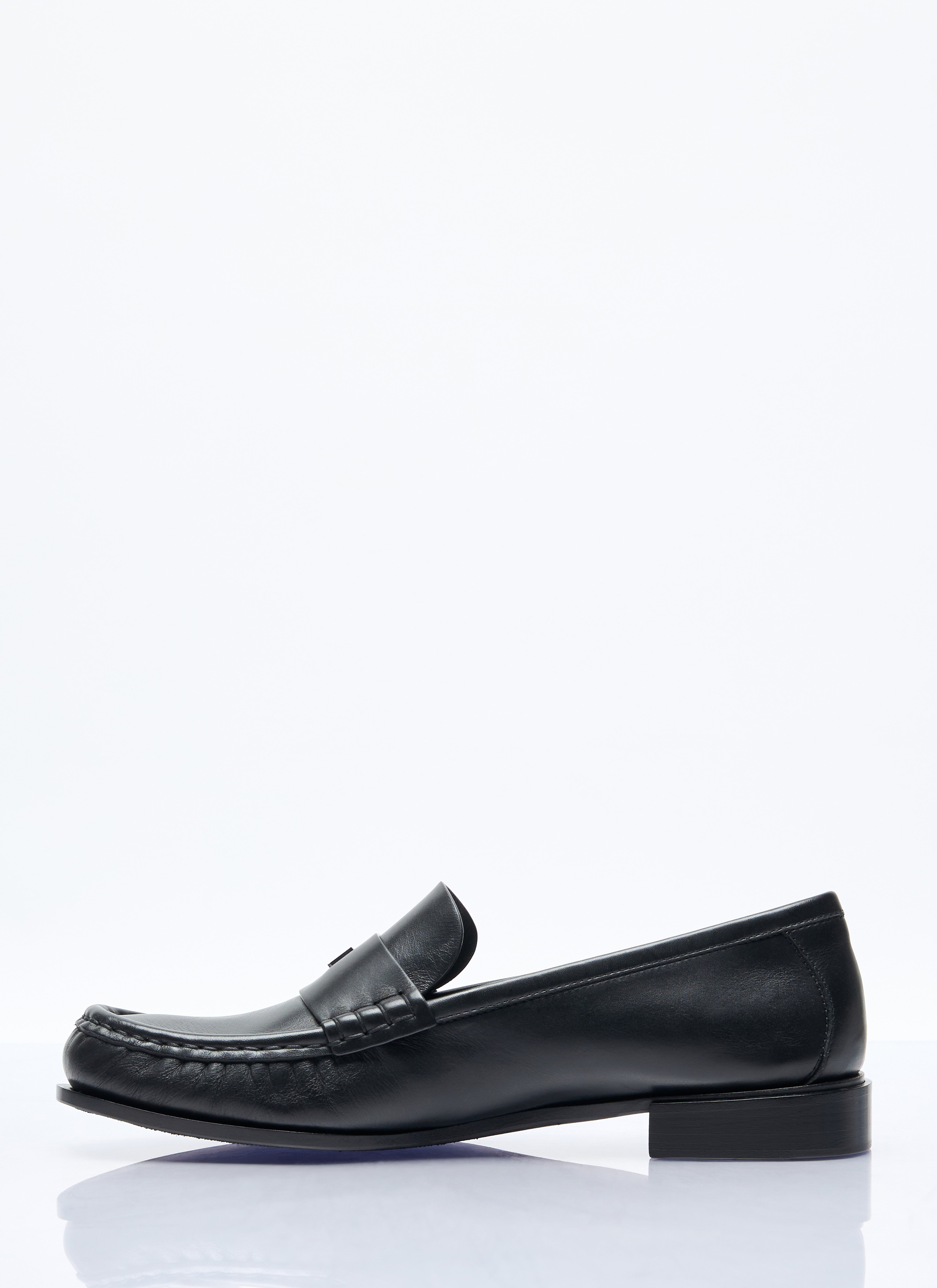 Max Mara Women Logo Plaque Leather Loafers In Black