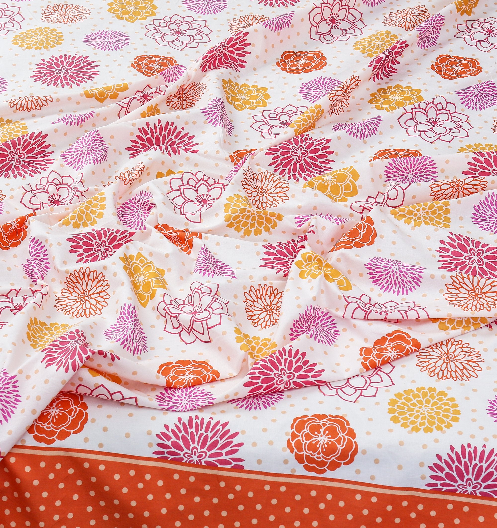 4 Pillows Cotton Bed Sheet - Rangoli