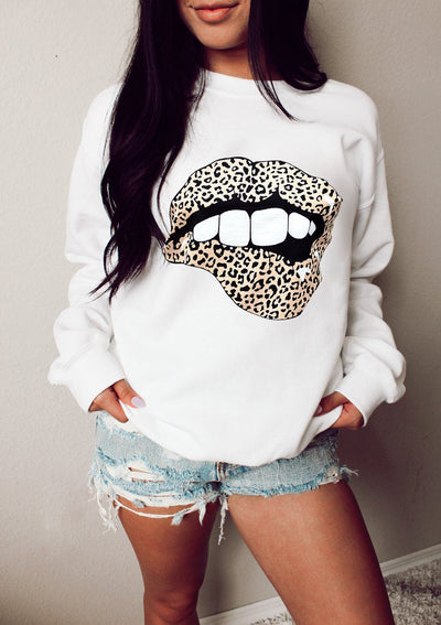 Round Neck Eyelash Lips Floral Print Long Sleeve Pullover