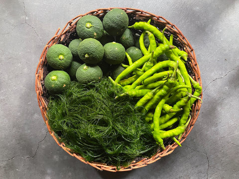 Raw material for blue nori yuzu pepper