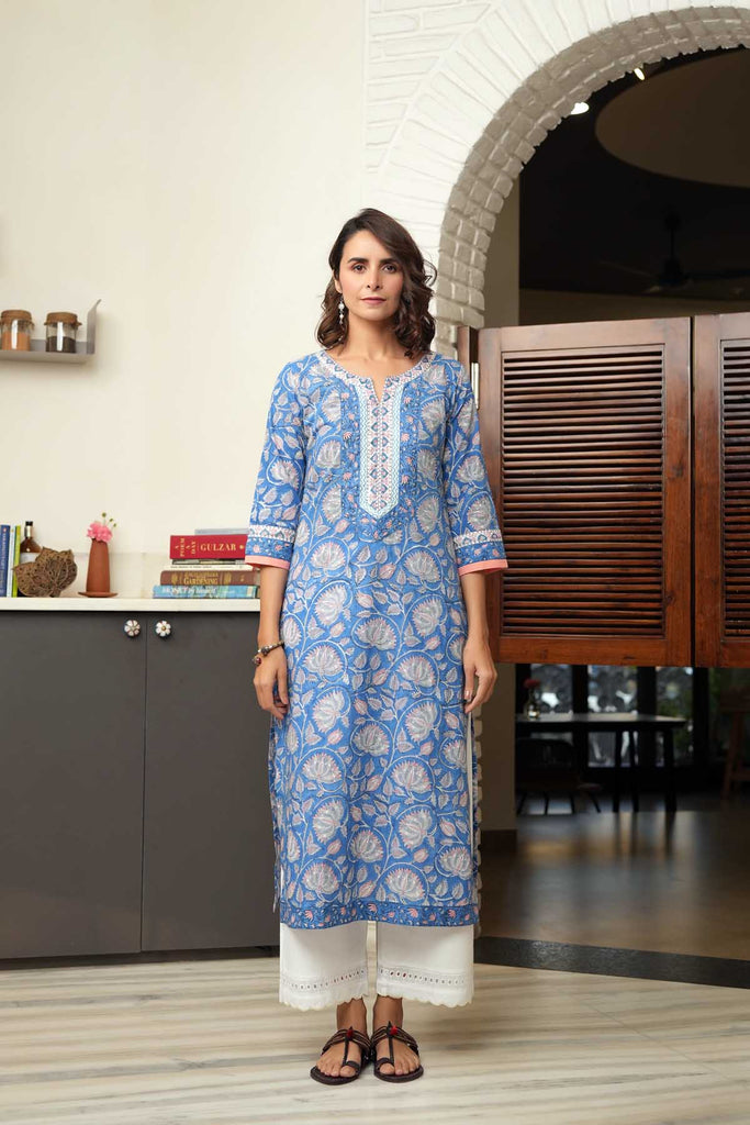 Blue Straight Fit Kurta In Cotton Fabric