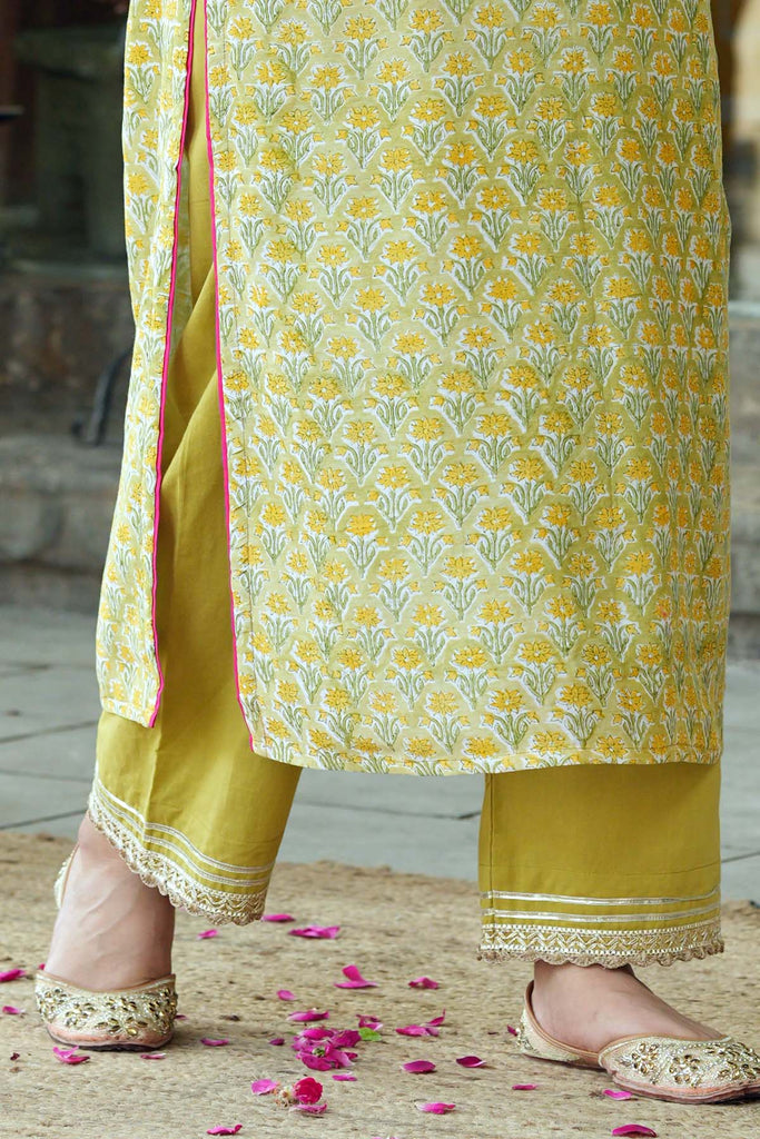 Fetching Printed Mehndi Pant Style Suit -