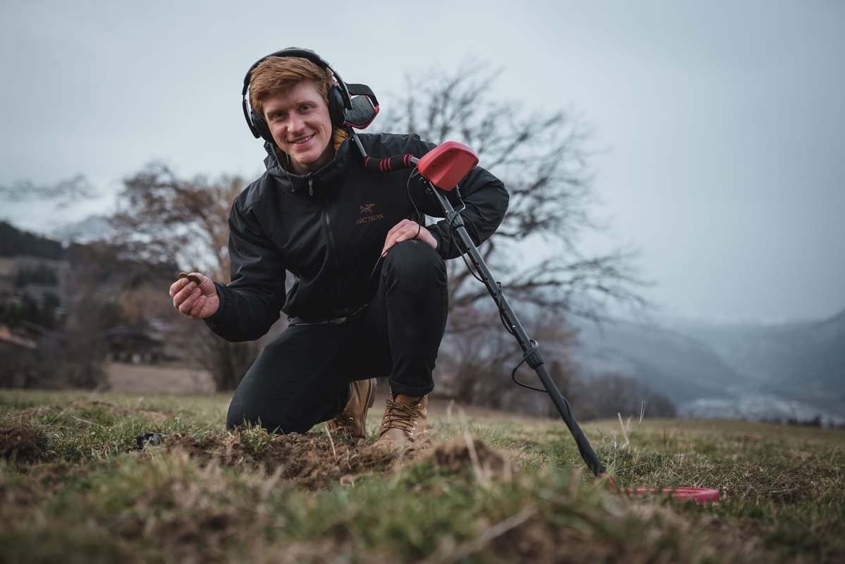 best waterproof metal detector for beginners 