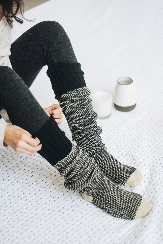 Cozy Walk Knitted Lounge Socks In Black Womens   