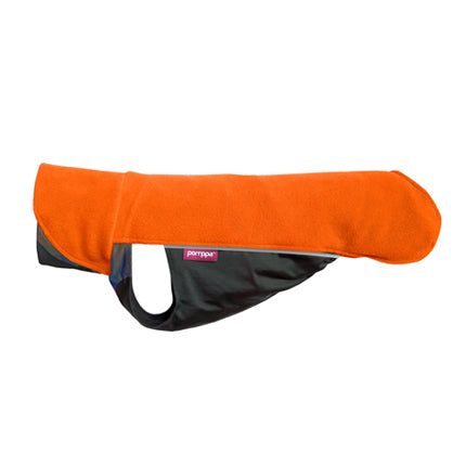 Product image of an orange fleece dog blanket from Pomppa Jumppa