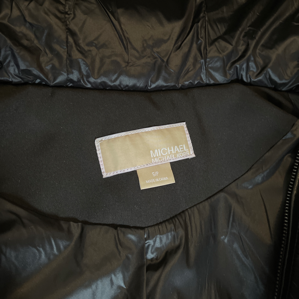 Michael Kors Women's Rain Jacket - Size S – eKONIQ