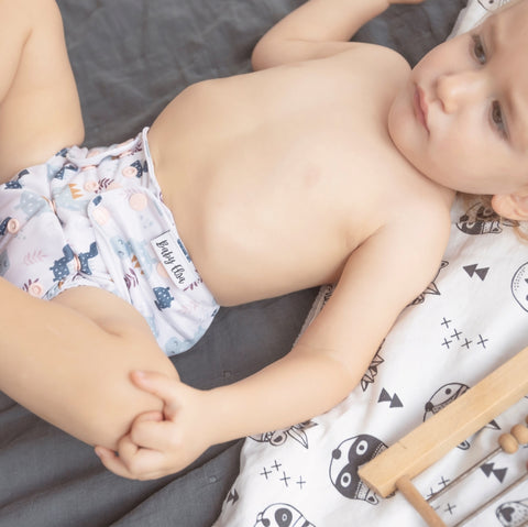 How to Use Cloth Diapers: A Beginner's Guide to Cloth Diapering