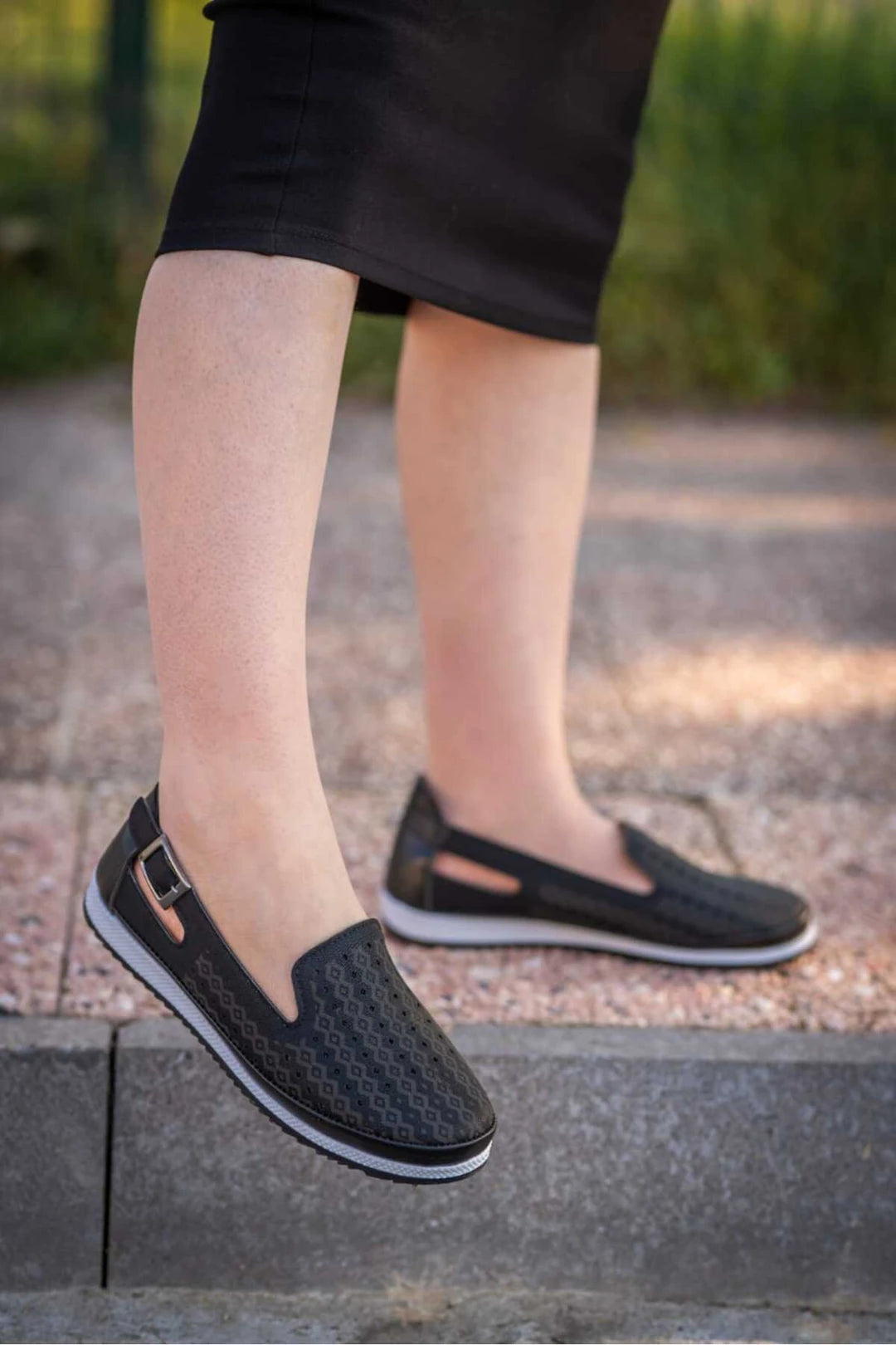 Women's Spotted Strap Ballerinas