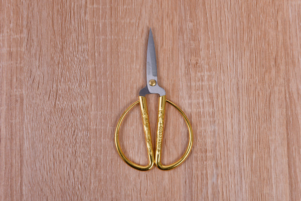 Herrnalise Home Deacor on Sale Type Retro Scissors Beauty Scissors Retro Small  Scissors All Steel Scissors 