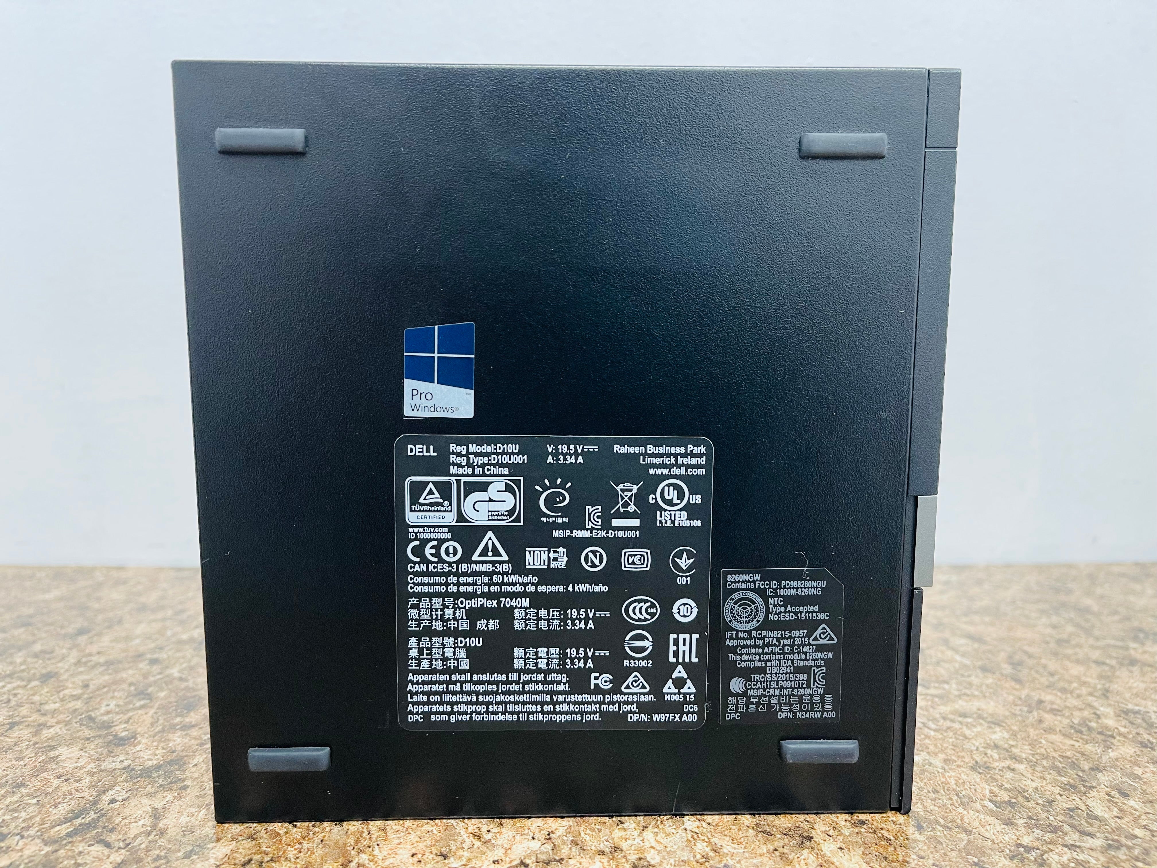 dell optiplex 7040 d10u