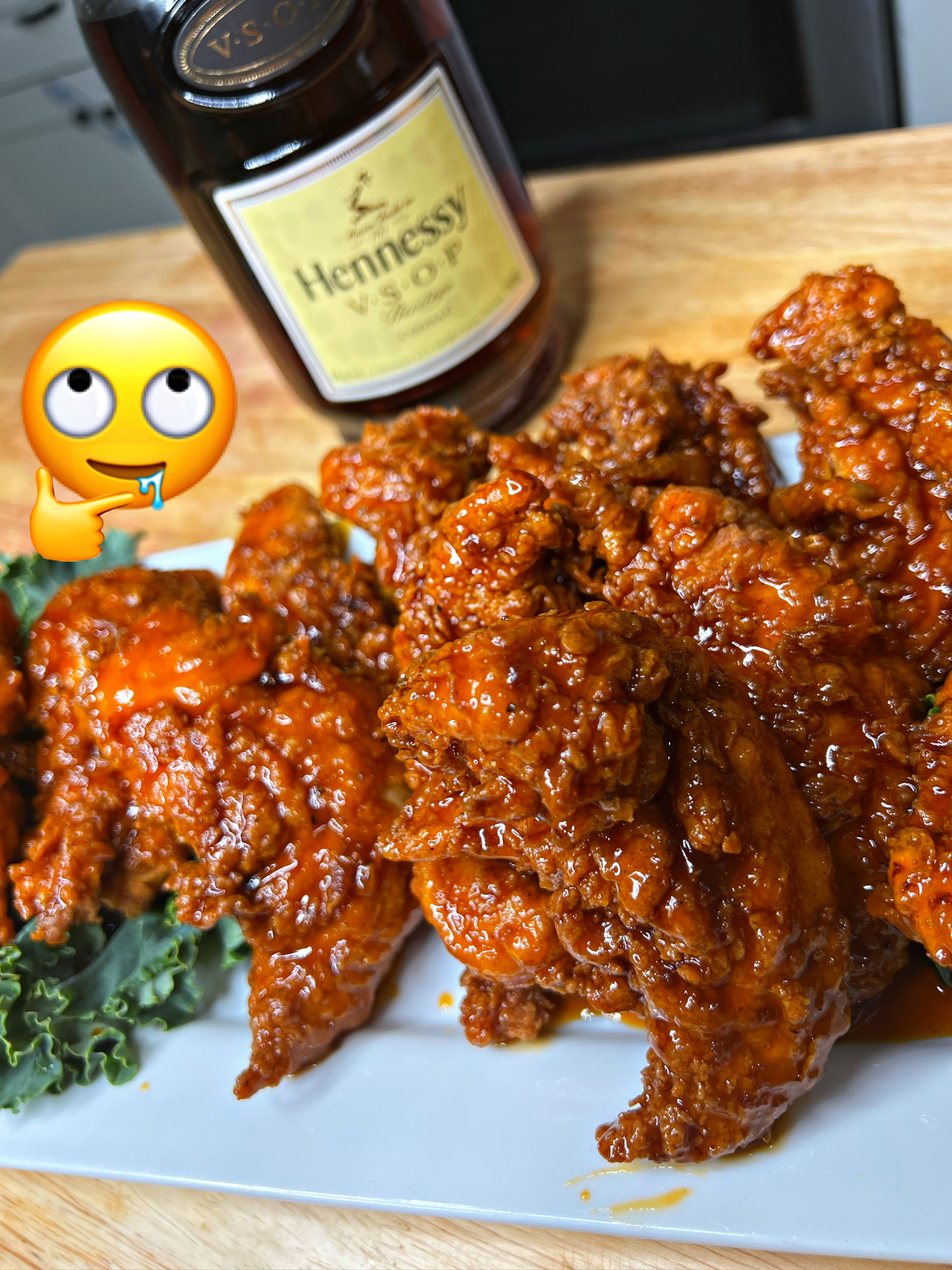 I know these wings gon be bangin!! “YES THAT MUCH SEASONING” by @kimmy