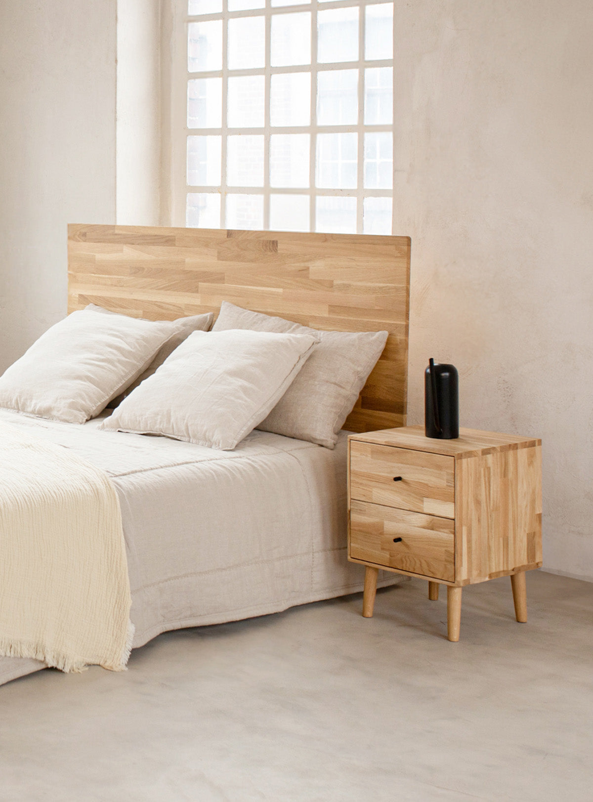 Bedside table - how to choose a bedside table?