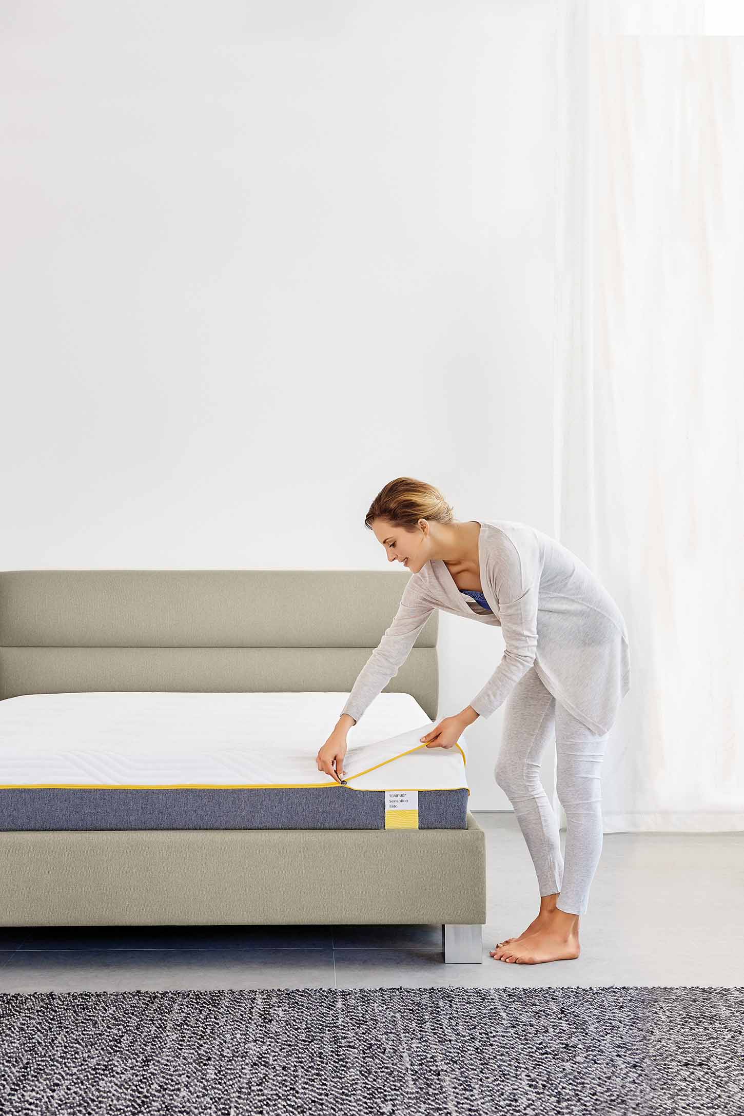 How to clean the mattress?