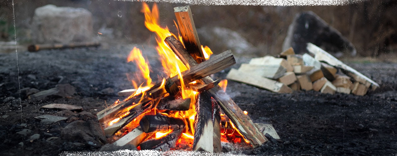 Tepee Stock Photography -  How to light a Campfire