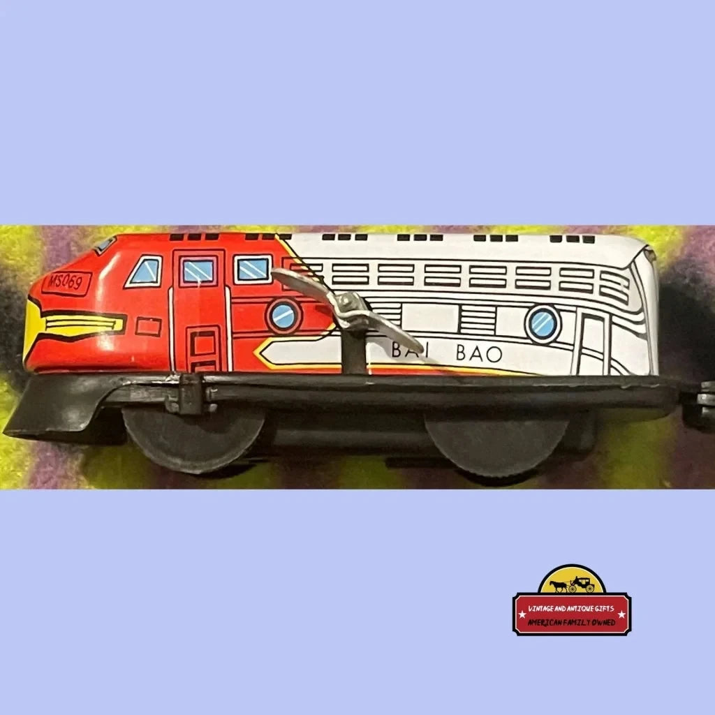 Collectibles Train Engine Transport Figurines for Home Decor, Desk  Organizer, Table Décor, Best for Gifts for