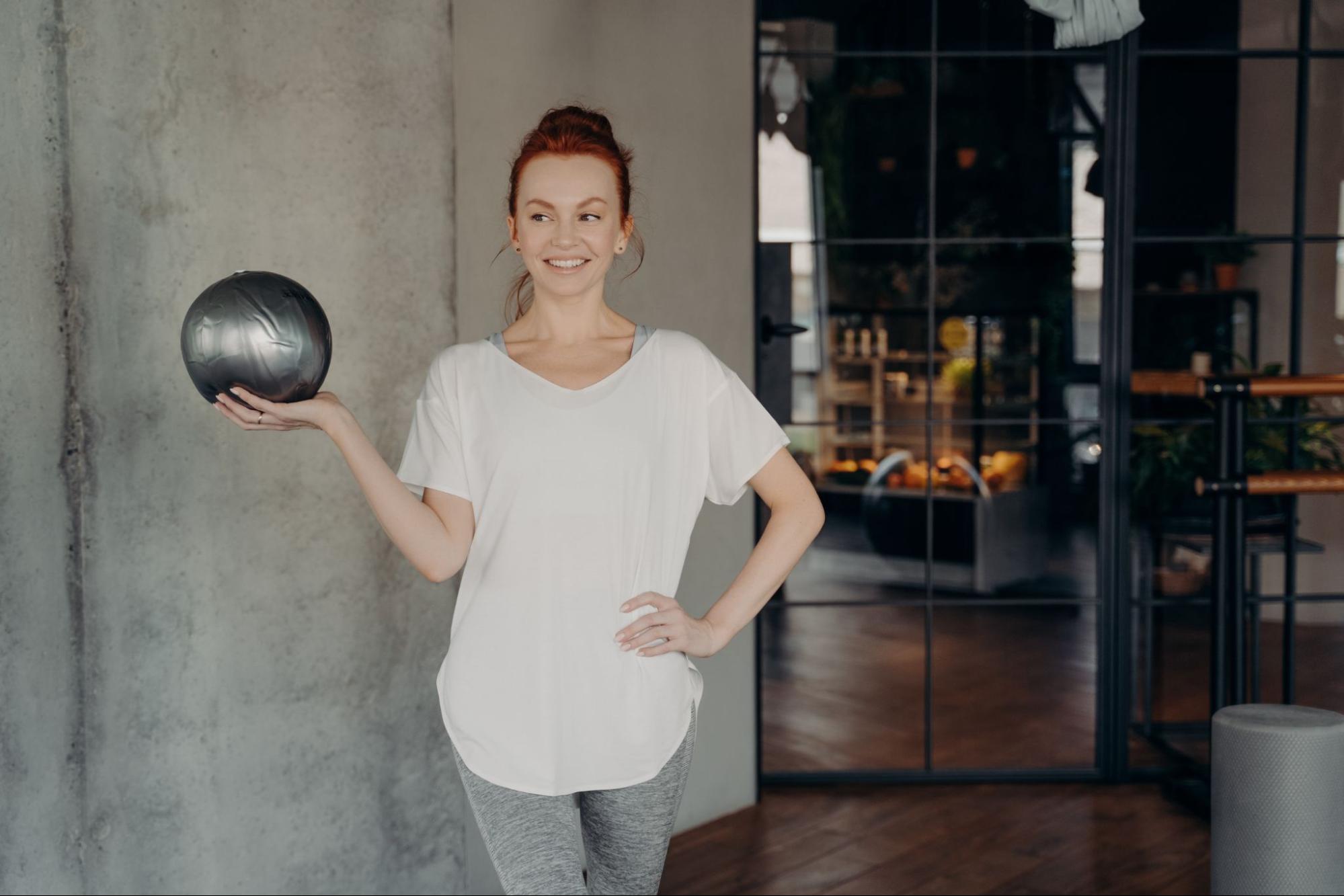 Todos los 'must have' que tiene que tener tu bolsa del gimnasio