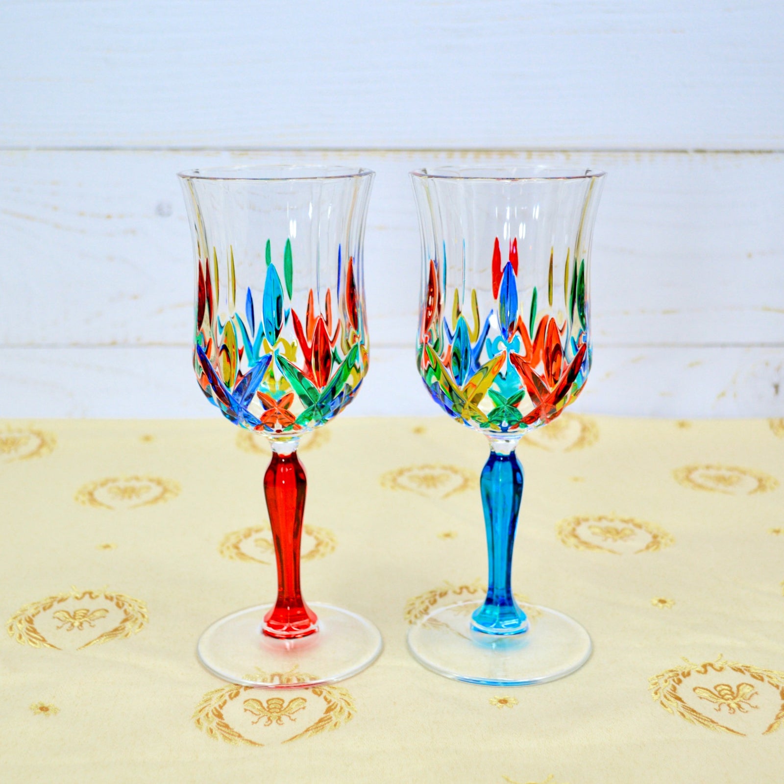 Caly Wine Glasses, Set of 2, Hand Painted Italian Crystal